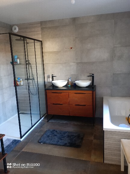 DIVERS PROJET DE SALLE DE BAIN